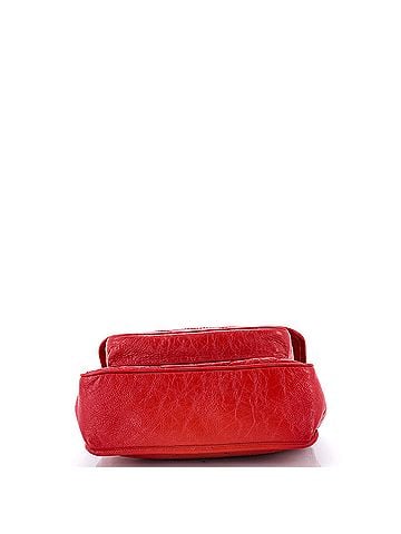 Saint Laurent Niki Chain Flap Bag Matelasse Chevron Leather Medium (view 2)