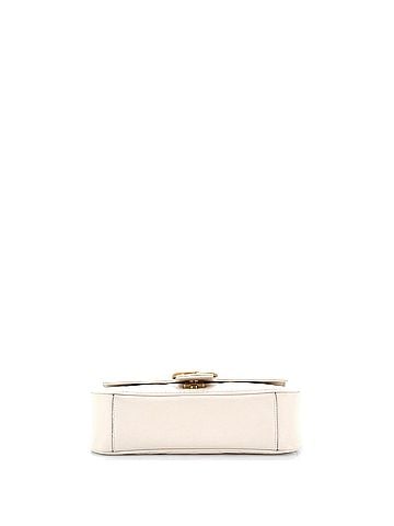 Gucci GG Marmont Flap Bag Matelasse Leather Medium (view 2)