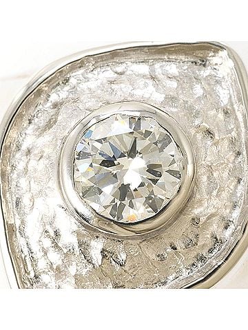 Unbranded PT900 Platinum Ring with 1 Diamond (no carat marking), 1.0ct VS2 clarity, Certified, Total Weight 14.4g, Like New Condition. (view 2)