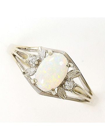 Unbranded K14 14K WG White Gold Ring, 1 Opal and Diamond (no carat marking), Total Weight 2.1g, Like New Condition. (view 1)