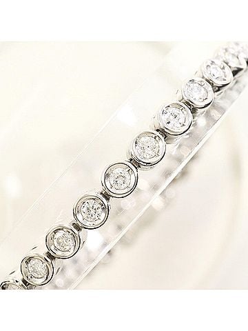 Unbranded PT850 Platinum Bracelet with 2.02ct Diamonds, Certificate of Authenticity, Total Weight 17.8g, 17.5cm, Like New Condition. (view 2)
