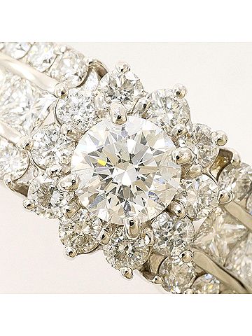 Unbranded PT900 Platinum Ring, 1 Diamond (0.518ct) and (1.27ct), SI2 clarity, Total Weight 9.6g, Like New Condition. (view 2)