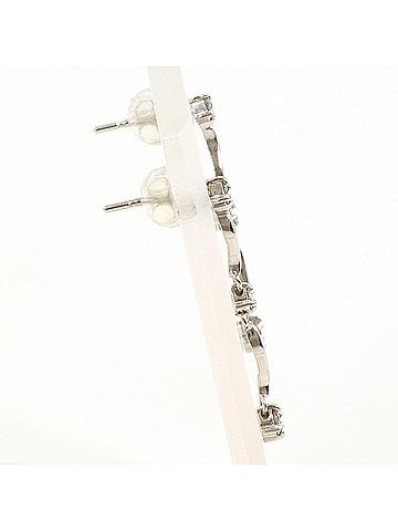 Unbranded K14 14K WG White Gold Earrings with 0.11ct Diamonds, Total Weight 0.6g, Like New Condition. (view 2)