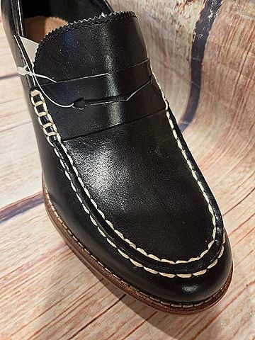 Sperry Top Sider Women's Seaport Penny Heel Shoes in Black (view 2)
