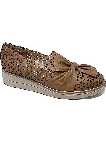 Django & Juliette Women's Omilla Slip-On in Dark Tan-Vanilla Sole Leather (view 1)
