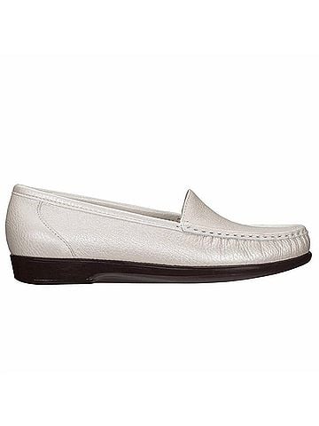 SAS Women's Simplify Slip On Shoes (view 1)