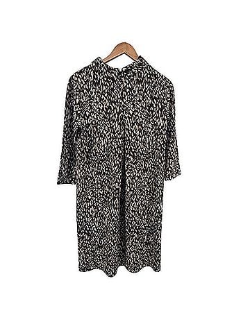 J. McLaughlin Sheila Dress Casual Dress (view 2)