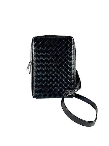 Bottega Veneta Bottega Veneta shoulder bag, Intrecciato leather, black, men's, B08485374S z9895 (view 1)