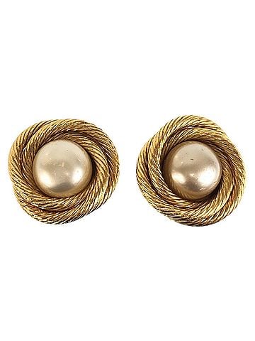 Chanel CHANEL Vintage Gold Plated Faux Pearl Earrings for Women (view 1)