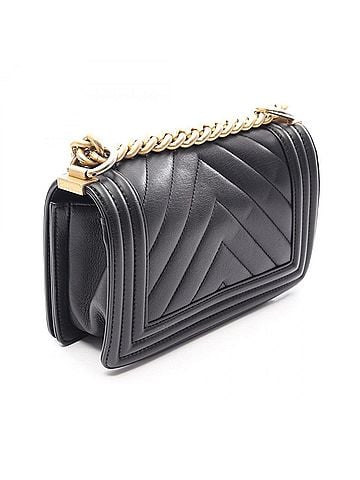 Chanel Chanel Boy Small Chevron V-stitch Shoulder Bag/Handbag, Lambskin Leather, Women's, Black (view 2)