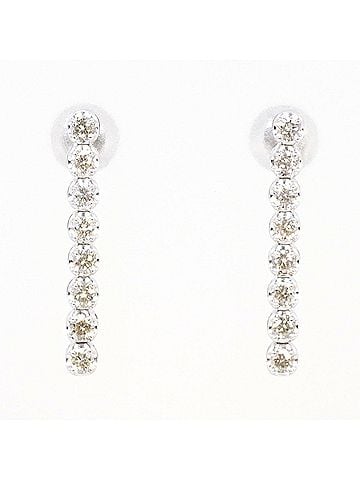 Unbranded 18K (18-karat white gold) earrings with 0.25ct diamonds, total weight 1.2g, like new. (view 1)