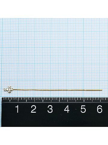 Unbranded 18K (18-karat) Yellow Gold Earring (Single Earring) with 0.10ct Diamond, Total Weight 0.3g, Like New Condition. (view 2)