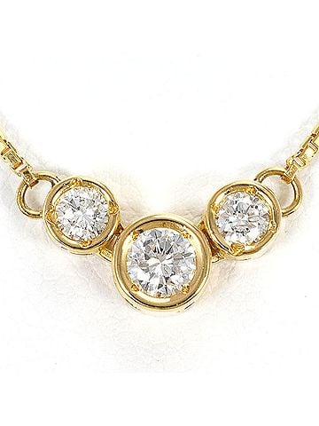 Unbranded 18K (18-karat) Yellow Gold Necklace with 0.36 ct Diamond, Certificate of Authenticity Included, Total Weight 4.3g, 40cm Length, Like New Condition. (view 1)