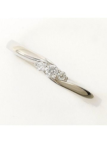 Unbranded PT900 Platinum Ring, 1 Diamond (0.06ct), Total Weight 2.1g, Like New Condition. (view 1)