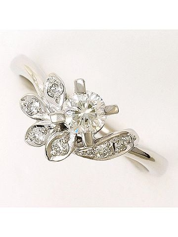 Unbranded PT900 Platinum Ring, 1 Diamond (0.33ct) and 0.11ct (SI1 clarity), with Certificate of Authenticity, Total Weight 4.8g, Like New Condition. (view 1)