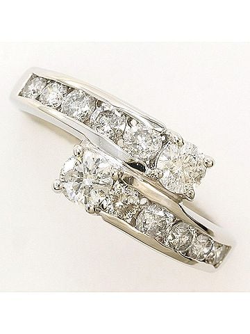 Unbranded PT900 Platinum Ring, 1 Diamond (1.00ct), with Appraisal Certificate, Total Weight 3.5g, Like New Condition. (view 1)