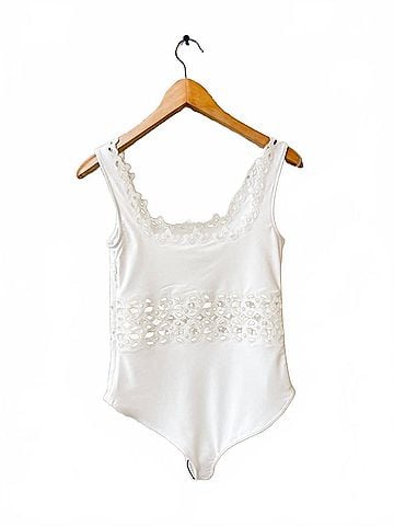 Sea New York Leila Eyelet One Piece in White (view 2)