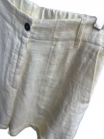 forte_forte Women's Linen Long Short in Col Luce (view 2)