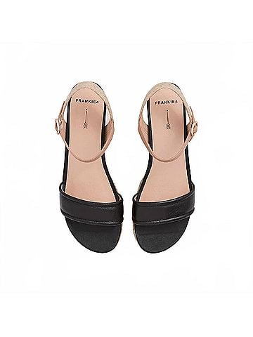 Frankie4 Women's Harris Heel in Black (view 2)