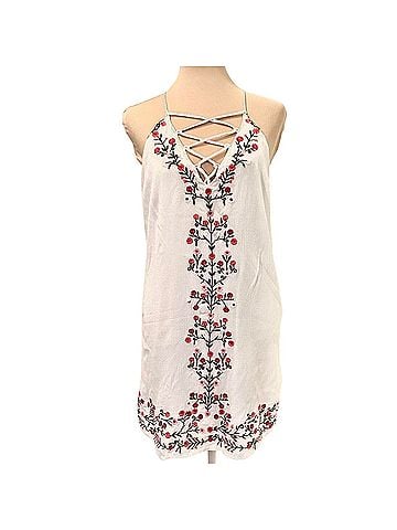 Willow & Clay Casual Dress (view 1)