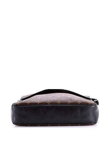 Louis Vuitton Bass Messenger Bag Macassar Monogram Canvas GM (view 2)
