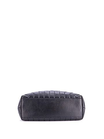 Saint Laurent Loulou Shoulder Bag Matelasse Chevron Leather Medium (view 2)