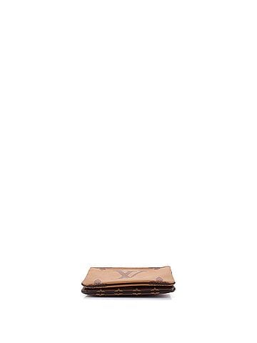 Louis Vuitton Double Zip Pochette Reverse Monogram Giant (view 2)