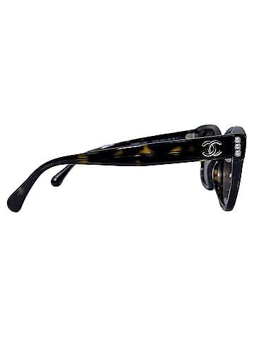 Chanel Chanel Tortoiseshell Square Sunglasses in Brown Acetate (view 2)