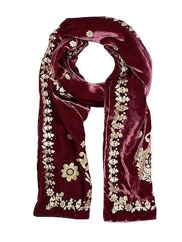 The Metropolitan Museum of Art New York Scarf (view 1)