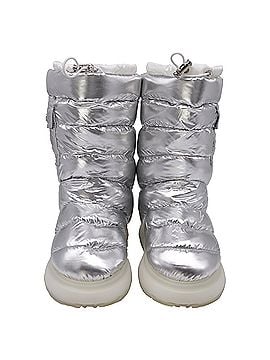 Moncler  Moncler Gaia Padded Snow Mid-Calf Boots in Metallic Silver Polyamide  (view 2)