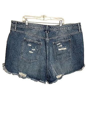 Good American Denim Shorts (view 2)