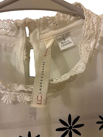 Lauren Conrad Blouse (view 2)
