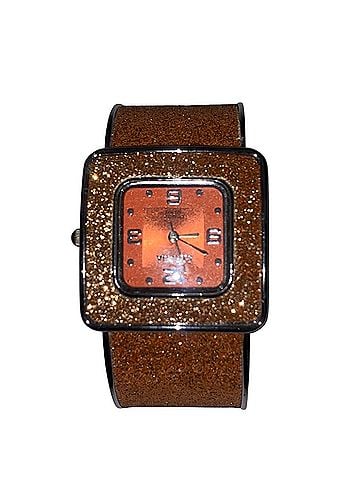 Strada Watch (view 1)
