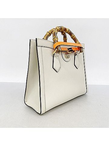 Gucci Gucci Bamboo Diana Handbag 660195 Leather Ivory 2-way Bag for Women (view 2)