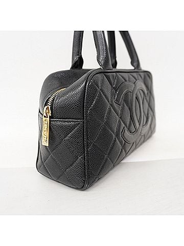 Chanel Chanel Matelassé handbag, caviar leather, black, women's. (view 2)