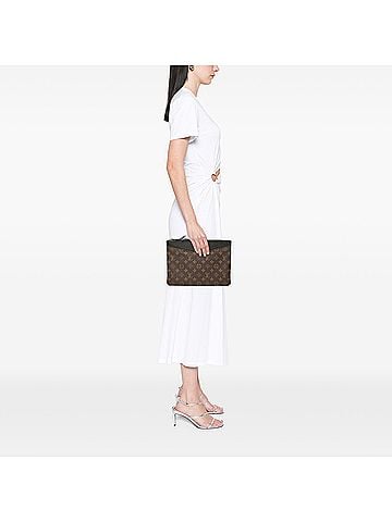 Louis Vuitton Monogram Daily Pouch (view 2)