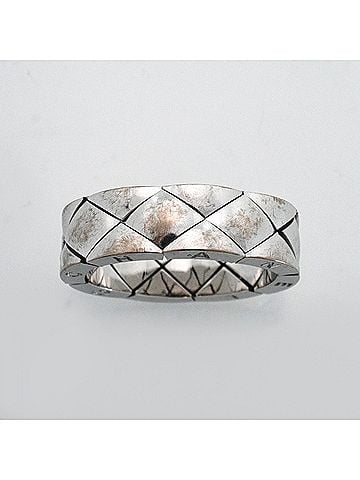 Chanel Chanel Matelassé Ring, 18K White Gold, Women's (view 2)