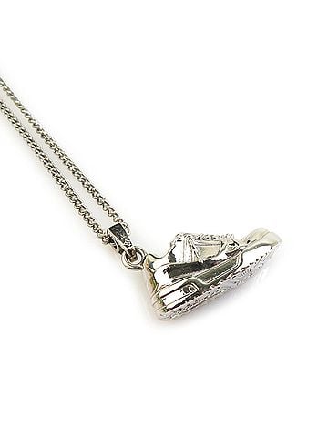 Louis Vuitton Louis Vuitton LOUIS VUITTON Necklace PENDENTIF LV TRAINER Metal Silver Men's M01892 e61958i (view 1)