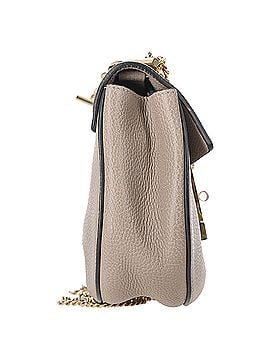 Chloé Chloé Pebbled Small Drew Bag in Beige Leather (view 2)