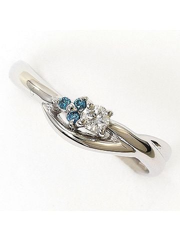 Unbranded 18K (18-karat white gold) ring with blue diamonds (total 0.10ct), total weight 1.9g, like new. (view 1)