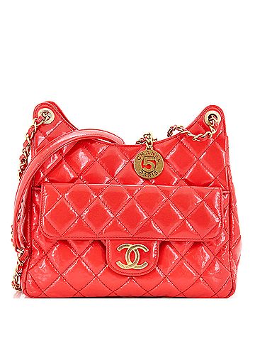 Chanel Wavy CC Hobo Quilted Crumpled Calfskin Medium (view 1)