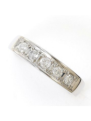 Unbranded PT900 Platinum Ring with 1 Diamond (0.30 ct), Total Weight 2.3g, Like New Condition. (view 1)