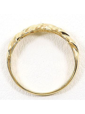 Unbranded 18K (18-karat) yellow gold ring with a 0.04ct diamond, total weight 1.9g, like new. (view 2)