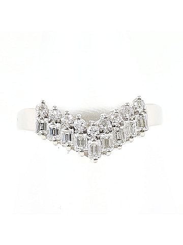 Unbranded PT900 Platinum Ring with 0.34ct Diamond, Total Weight 3.8g, Like New Condition. (view 1)