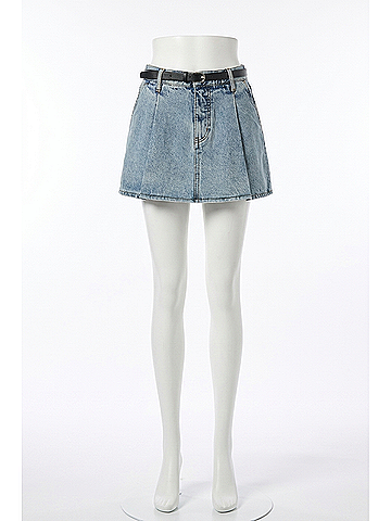 FRAME Pleated Skirt in Outlaw (view 1)