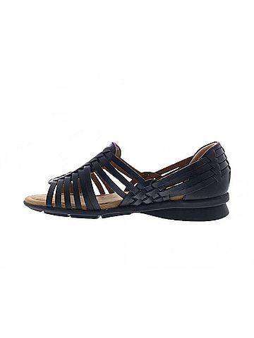 Comfortiva Women's Putnam Flat Sandals in Black (view 2)