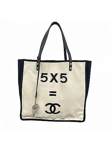 Chanel Chanel canvas tote bag, white and black, for women. (view 1)