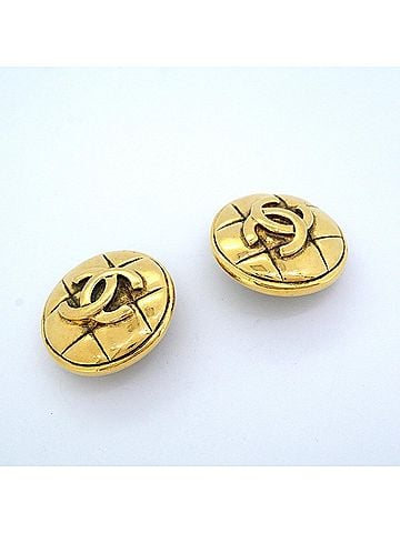 Chanel Chanel earrings, Coco Mark, Matelassé, Circle, GP plated, gold, women's. (view 2)