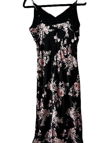 Gilli Floral Midi Cocktail Dress (view 2)
