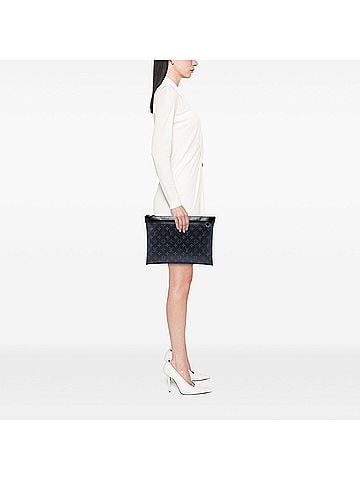 Louis Vuitton Monogram Eclipse Discovery Pochette GM (view 2)